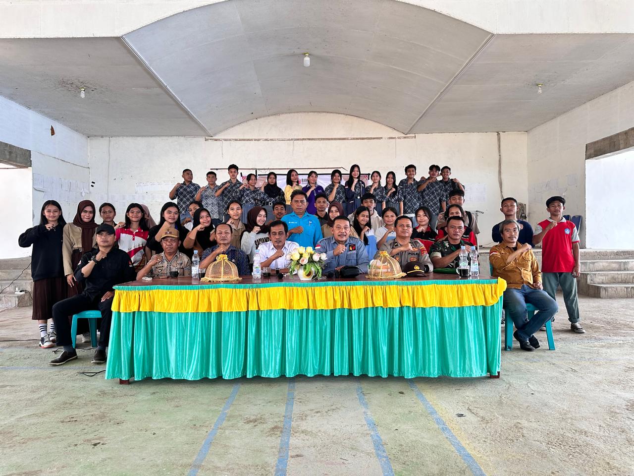Foto Bersama Pemilih Muda